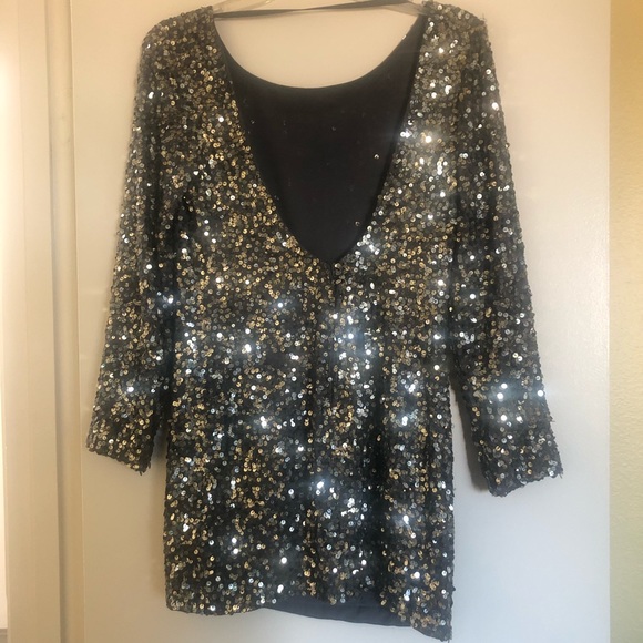 Holiday Sequin Dress - Picture 4 of 6